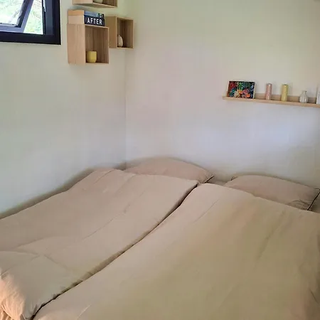 بيت للعطل House Near Reerso *